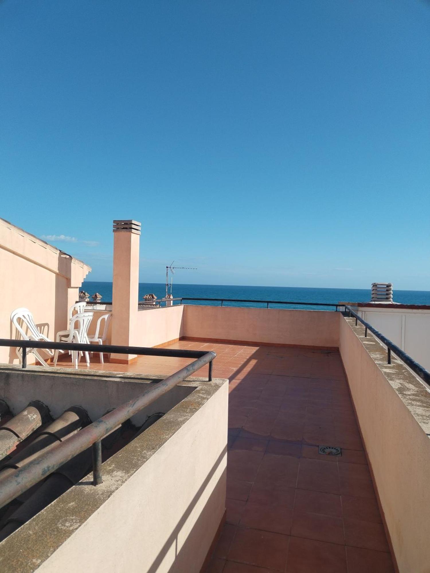 Homestay Atico Sol Y Mar *
